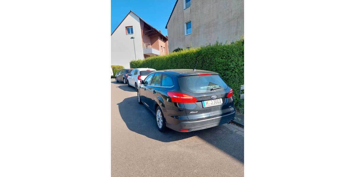 Ford Focus 101.000 km 10.500 &euro; Pattensen 30982