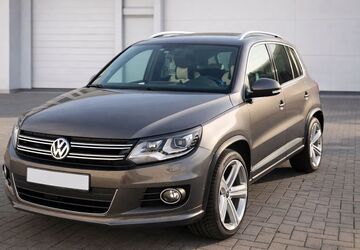 VW Tiguan 186.400 km 12.999 &euro; Laatzen 30880