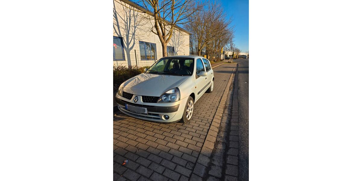 Renault Clio 138.546 km 1.950 &euro; Hemmingen 30966