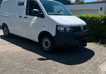 VW T5 Transporter 328.340 km 7.800 &euro; Wennigsen 30974