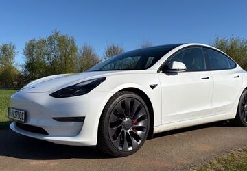 Tesla Model 3 67.000 km 31.900 &euro; Isernhagen 30916