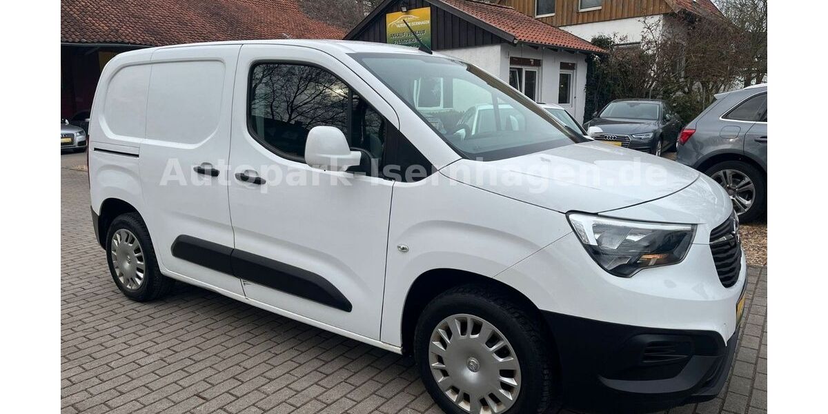 Opel Combo 73.000 km 8.599 &euro; Isernhagen 30916