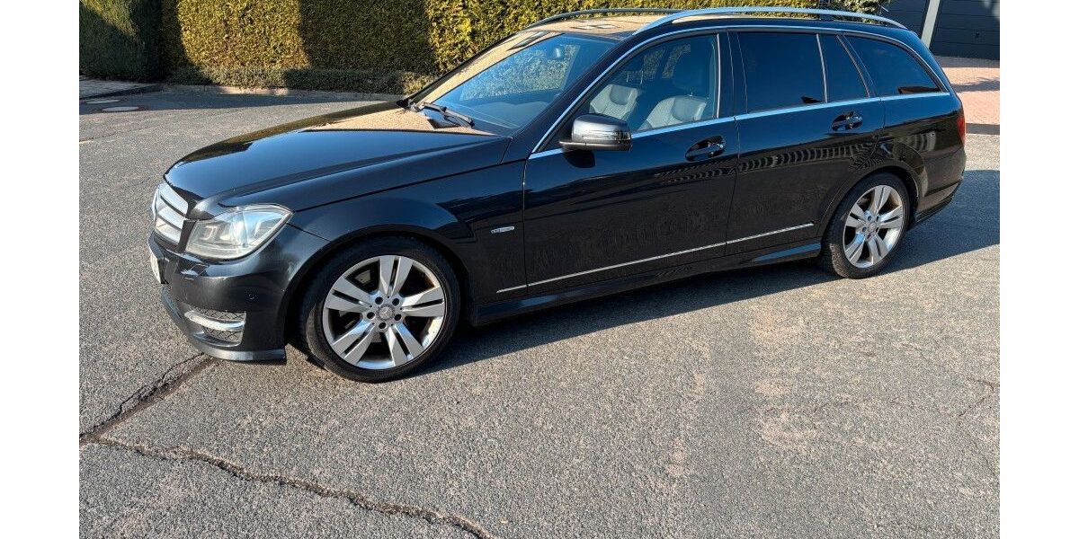 Mercedes-Benz C 250 309.313 km 5.250 &euro; Sarstedt 31157