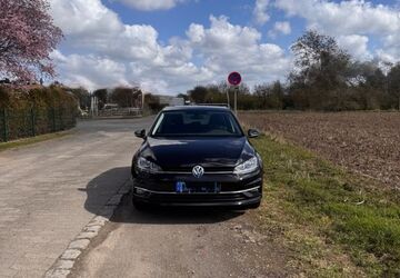 VW Golf 100.120 km 16.450 &euro; Garbsen 30827