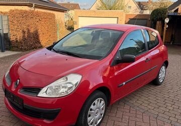 Renault Clio 130.140 km 2.600 &euro; Garbsen 30826
