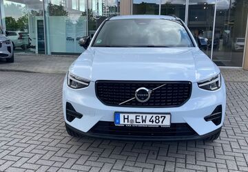 Volvo XC40 6.000 km 37.300 &euro; Hannover 30179