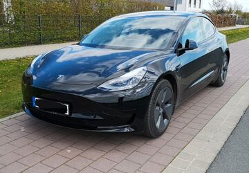 Tesla Model 3 23.005 km 27.995 &euro; Lauenau 31867
