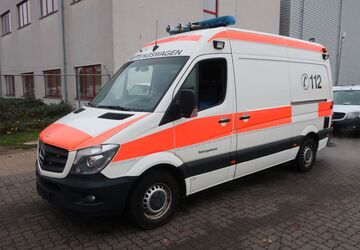 Mercedes-Benz Sprinter 421.953 km 9.900 &euro; Hannover 30179