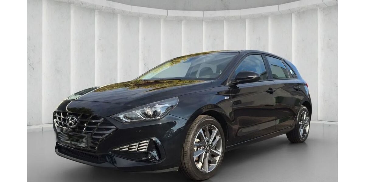 Hyundai i30 59.800 km 18.290 &euro; Neustadt 31535