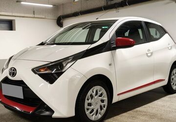 Toyota Aygo (X) 17.569 km 8.700 &euro; Hannover 30539
