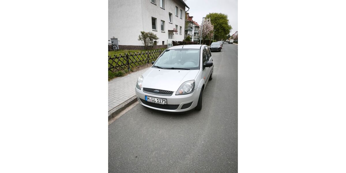 Ford Fiesta 143.288 km 1.990 &euro; Langenhagen 30851