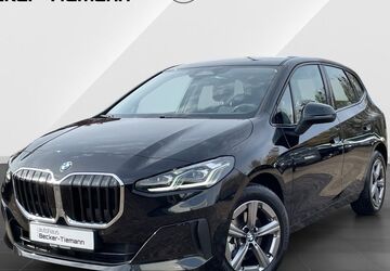 BMW 220 Active Tourer 11.467 km 29.906 &euro; Stadthagen 31655