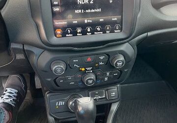 Jeep Renegade 119.000 km 14.900 &euro; Lehrte 31275