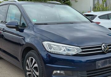 VW Touran 237.256 km 14.410 &euro; Garbsen 30827