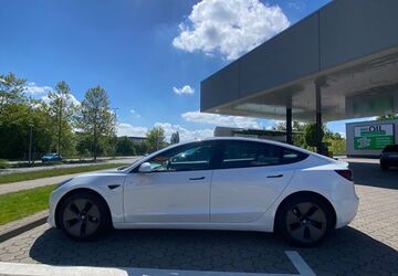 Tesla Model 3 47.900 km 28.500 &euro; Seelze 30926