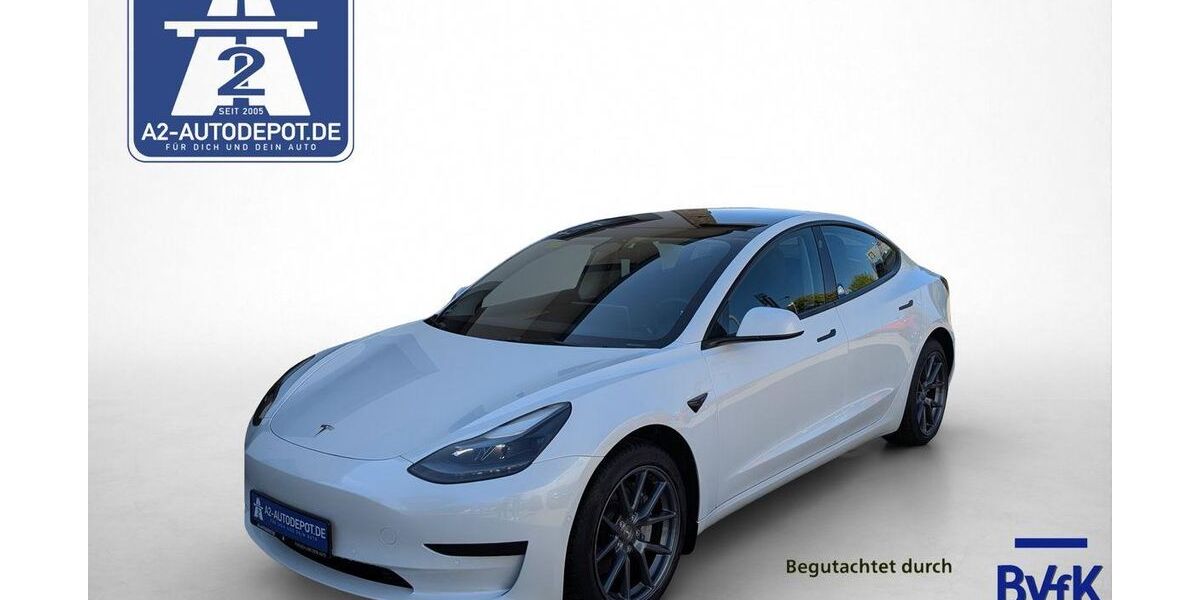 Tesla Model 3 82.620 km 24.950 &euro; Lauenau 31867
