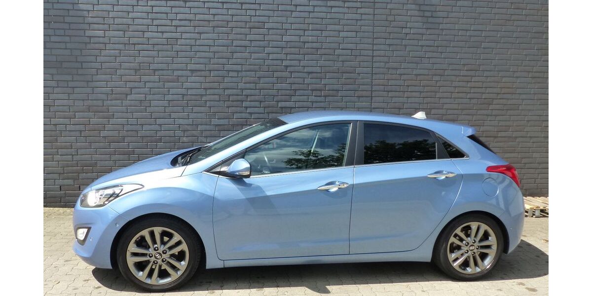 Hyundai i30 36.500 km 14.598 &euro; Hannover 30179