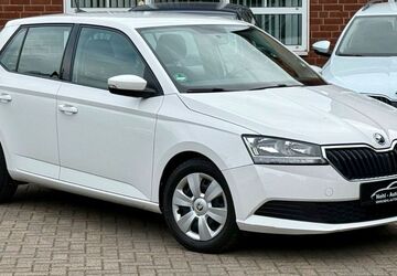 Skoda Fabia 37.800 km 11.690 &euro; Isernhagen 30916