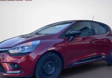 Renault Clio 93.500 km 7.890 &euro; Hannover 30177