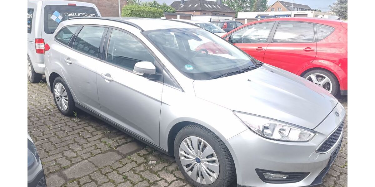 Ford Focus 182.000 km 5.400 &euro; Garbsen 30827